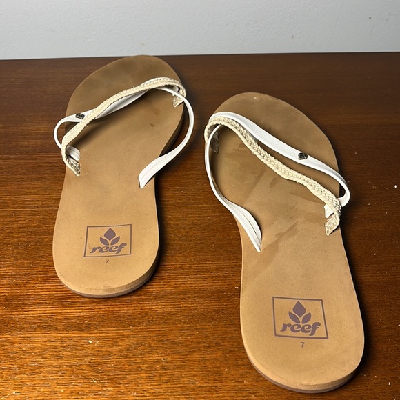 Reef Women's Flip Flops - Picture 5 of 7